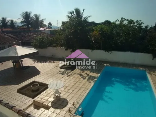 Casa com 1080m² 6 quartos e 5 banheiros, à venda, no bairro Pontal de Santa Marina em Caraguatatuba