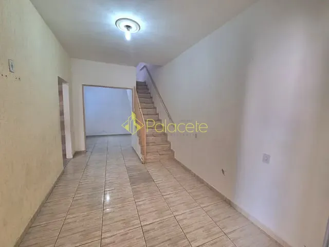 Casa com 112m² 2 quartos e 1 banheiro, à venda, no bairro Centro em Roseira