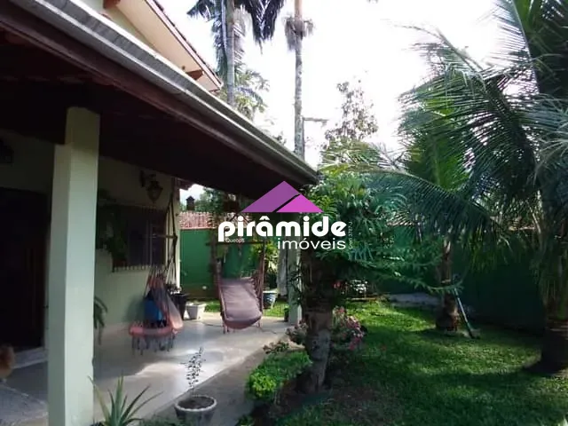 Casa com 450m² 5 quartos e 4 banheiros, à venda, no bairro Massaguaçu em Caraguatatuba