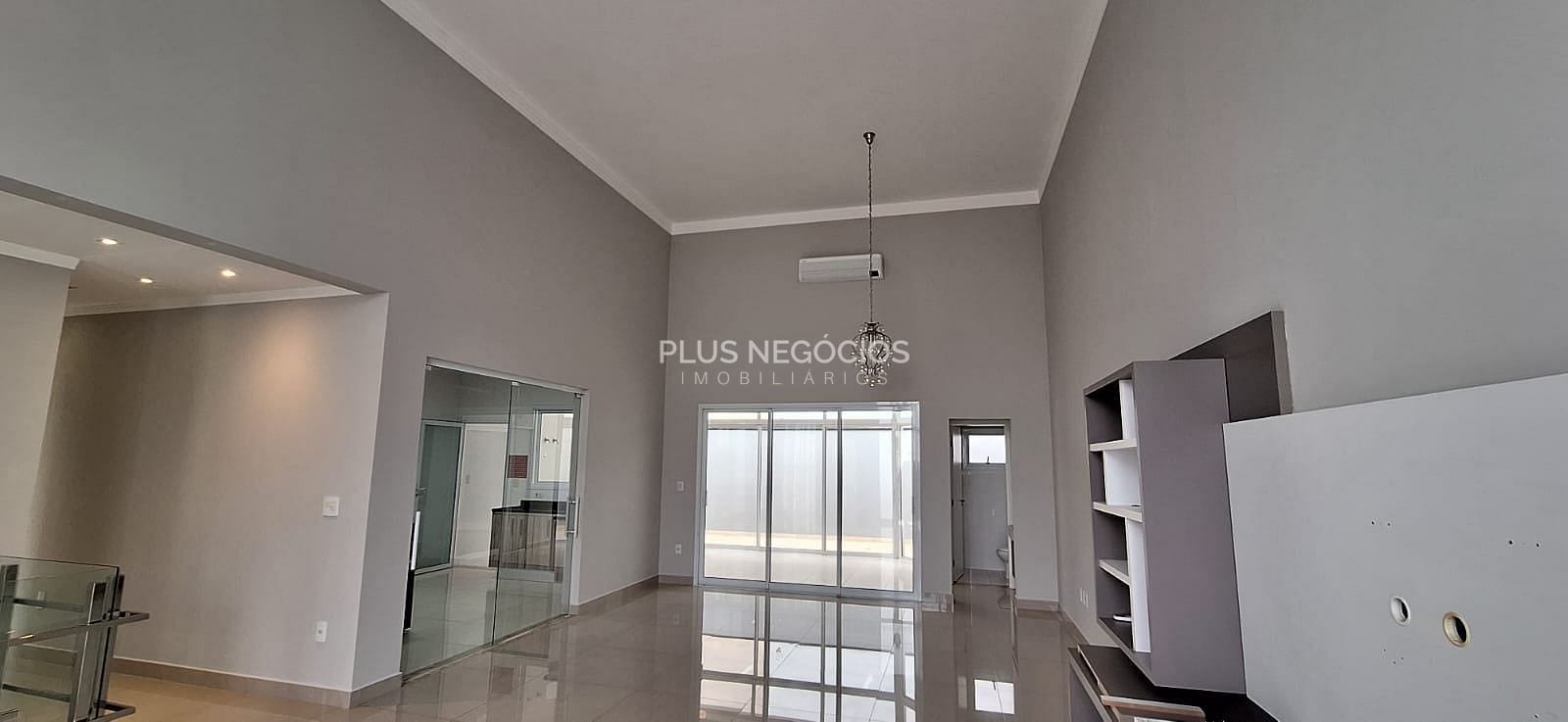 Casa para alugar com 3 quartos, 256m² - Foto 4