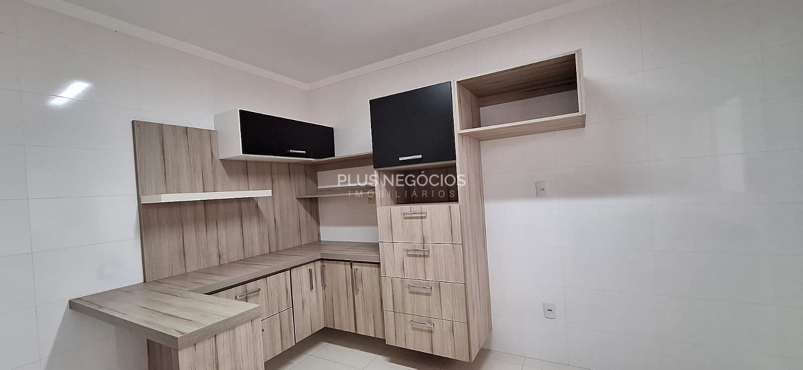 Casa para alugar com 3 quartos, 256m² - Foto 5