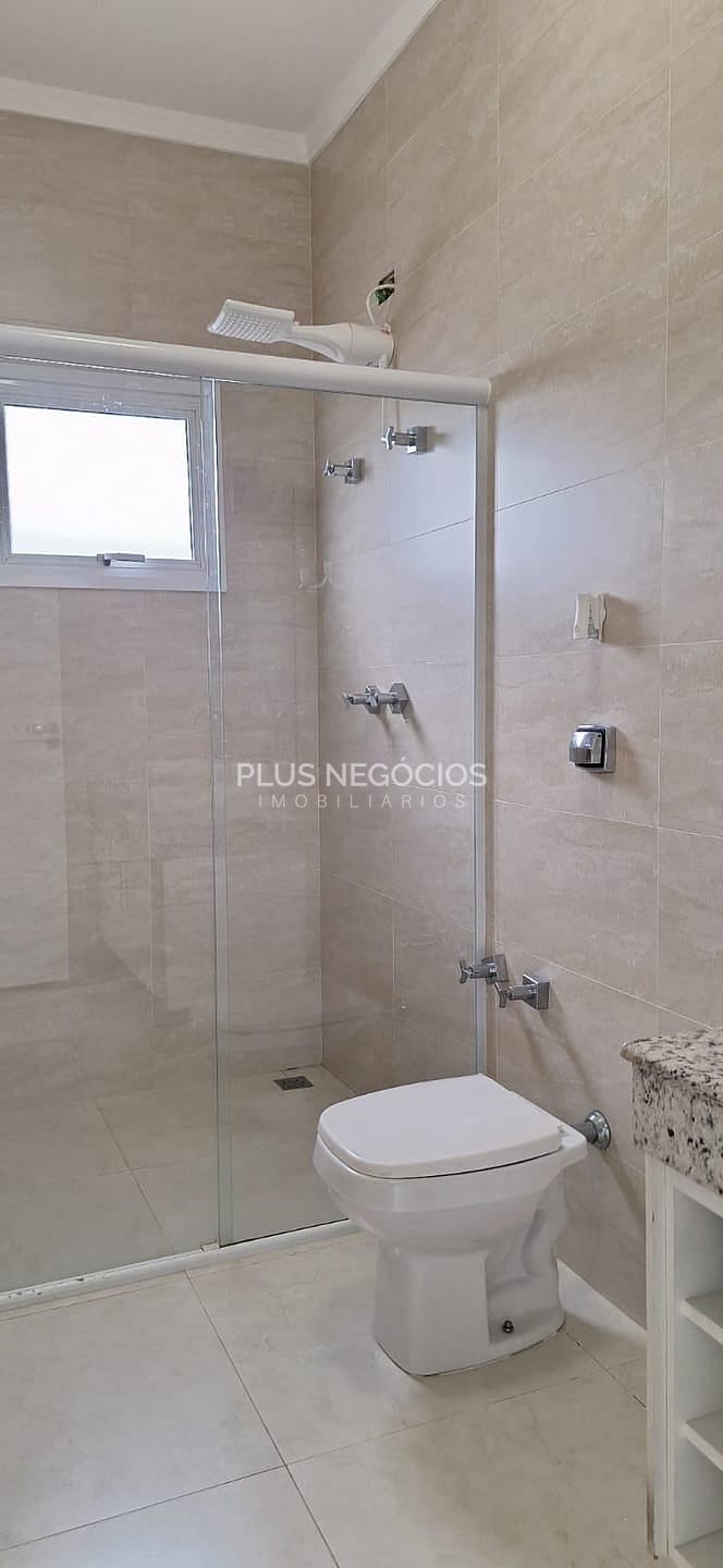 Casa para alugar com 3 quartos, 256m² - Foto 10