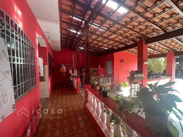 Casa com 250m² 3 quartos e 2 banheiros, à venda, no bairro Vila Santos em Caçapava