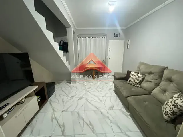 Casa 2 quartos e 2 banheiros, à venda, no bairro Vila Industrial em São José dos Campos