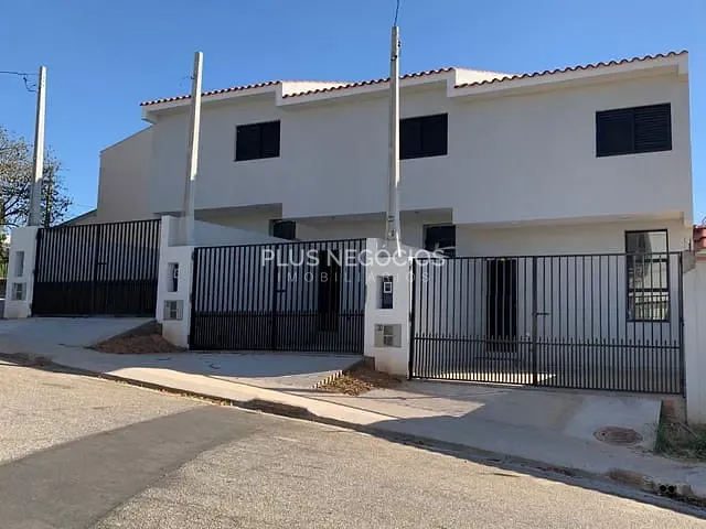 Casa 2 quartos e 2 banheiros, à venda, no bairro Jardim Vila São Domingos em Sorocaba
