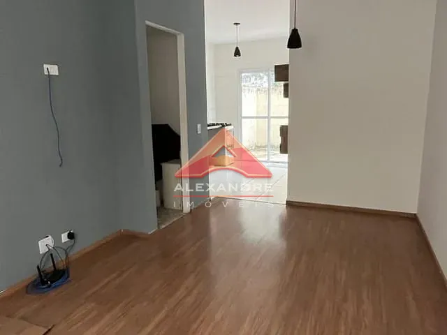 Casa 2 quartos e 1 banheiro, à venda, no bairro Santa Luzia em Caçapava