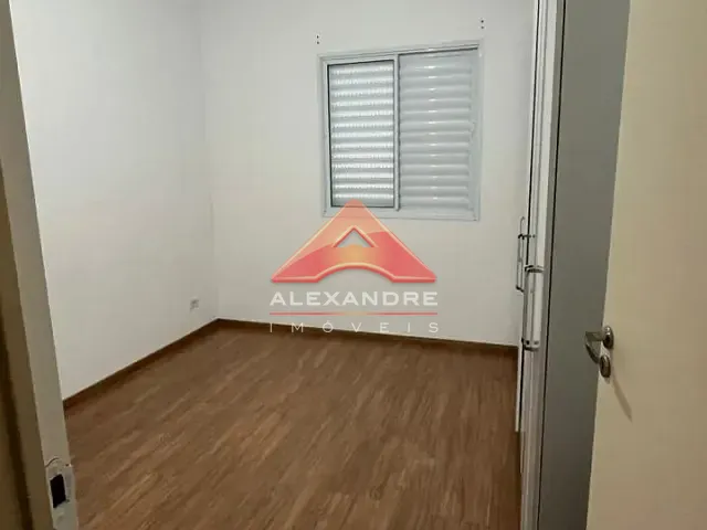 Casa 2 quartos e 1 banheiro, à venda, no bairro Santa Luzia em Caçapava