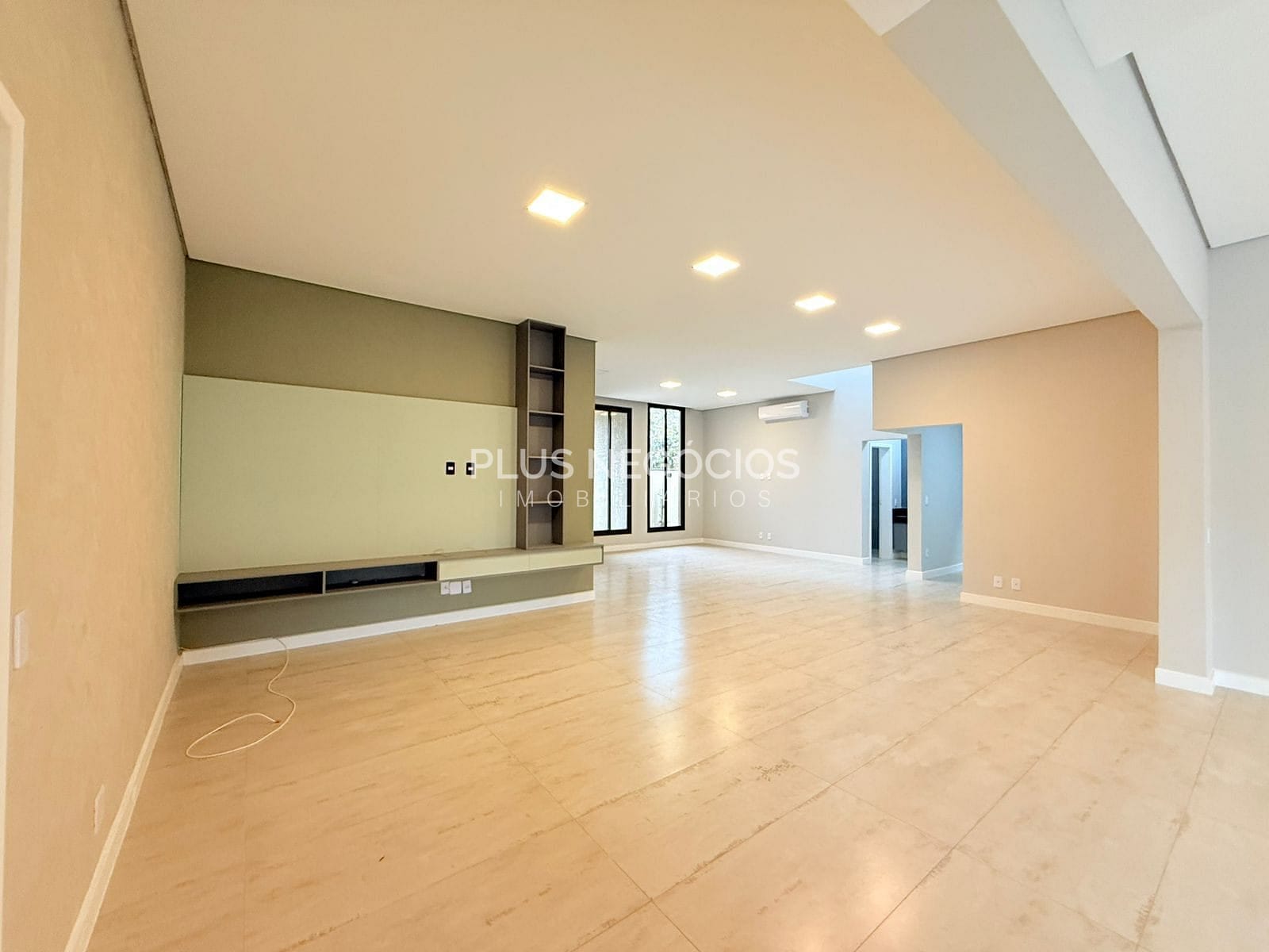 Casa, 3 quartos, 250 m² - Foto 11
