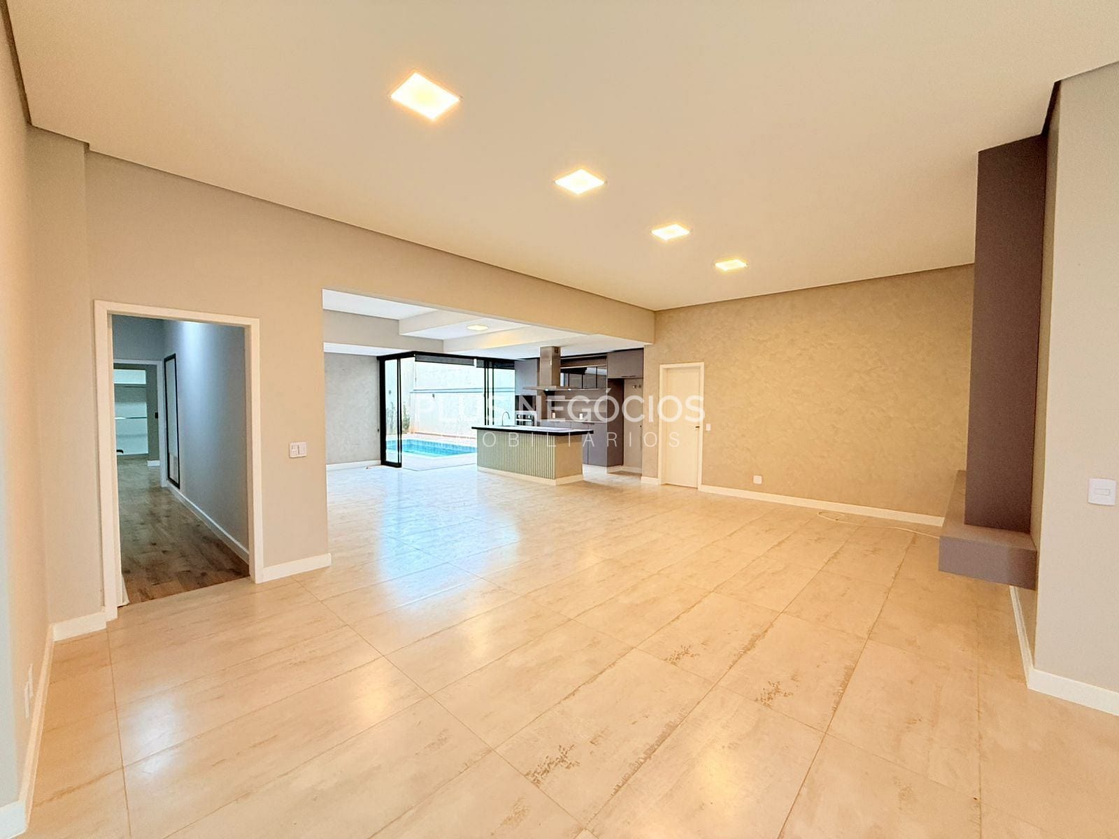 Casa, 3 quartos, 250 m² - Foto 17