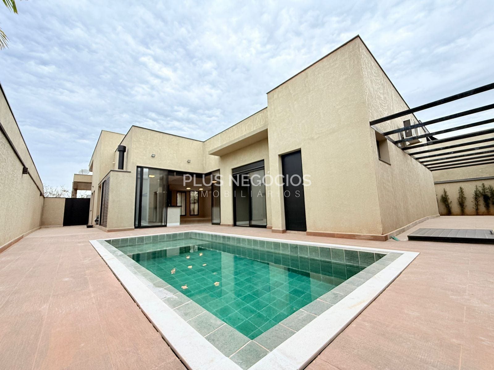 Casa, 3 quartos, 250 m² - Foto 30