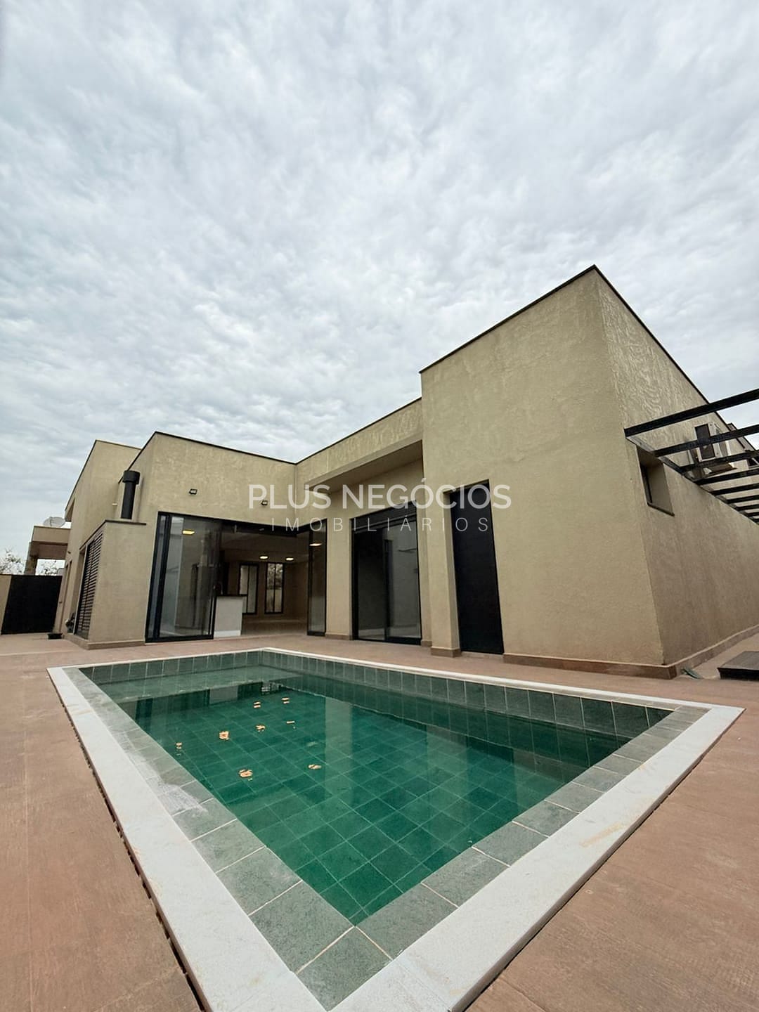 Casa, 3 quartos, 250 m² - Foto 32