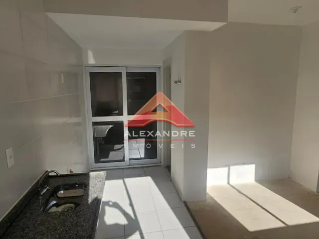 Casa 2 quartos e 1 banheiro, à venda, no bairro Eugênio de Mello em São José dos Campos