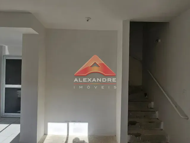 Casa 2 quartos e 1 banheiro, à venda, no bairro Eugênio de Mello em São José dos Campos