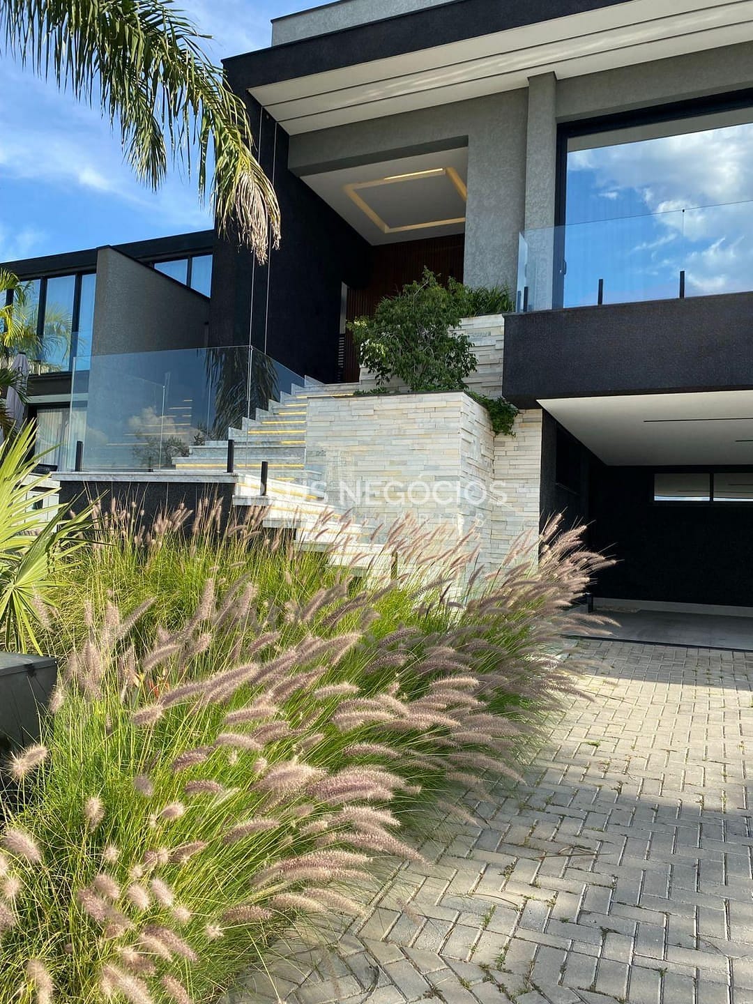 Casa à venda e aluguel com 3 quartos, 330m² - Foto 5