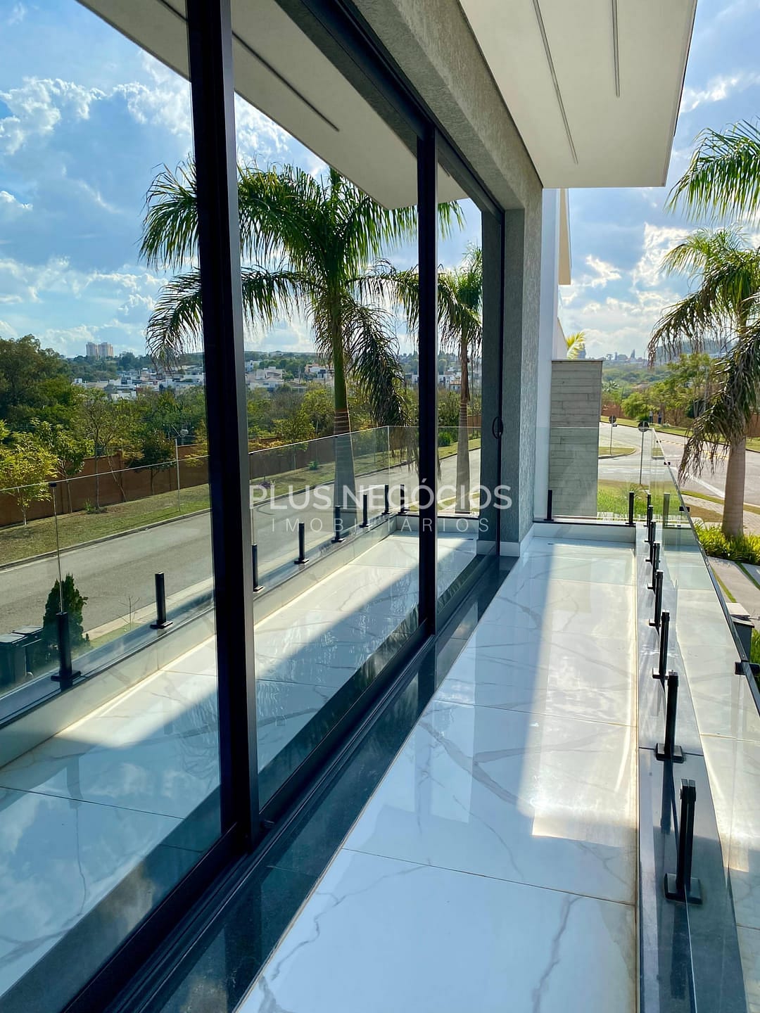 Casa à venda e aluguel com 3 quartos, 330m² - Foto 16