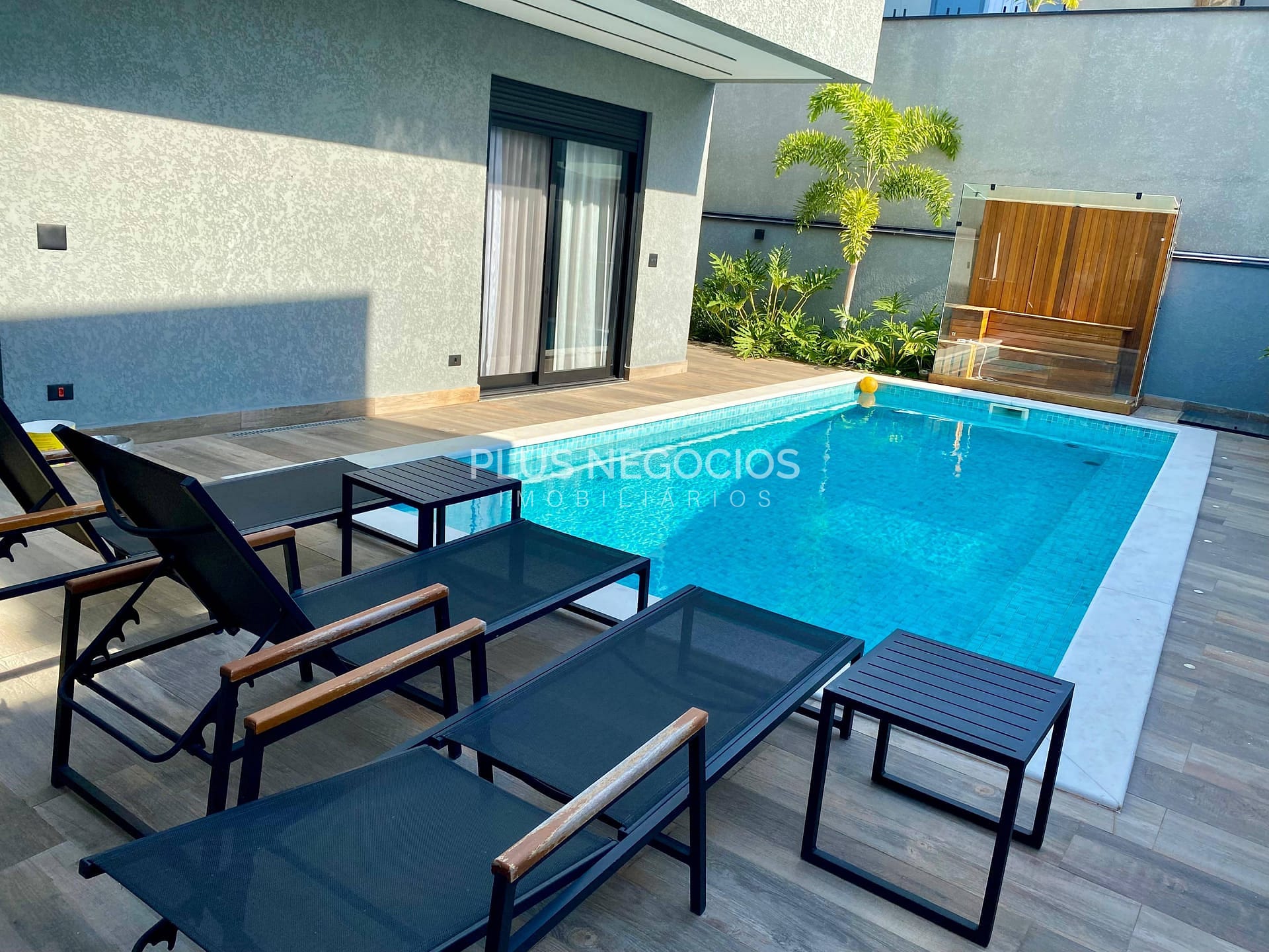 Casa à venda e aluguel com 3 quartos, 330m² - Foto 18