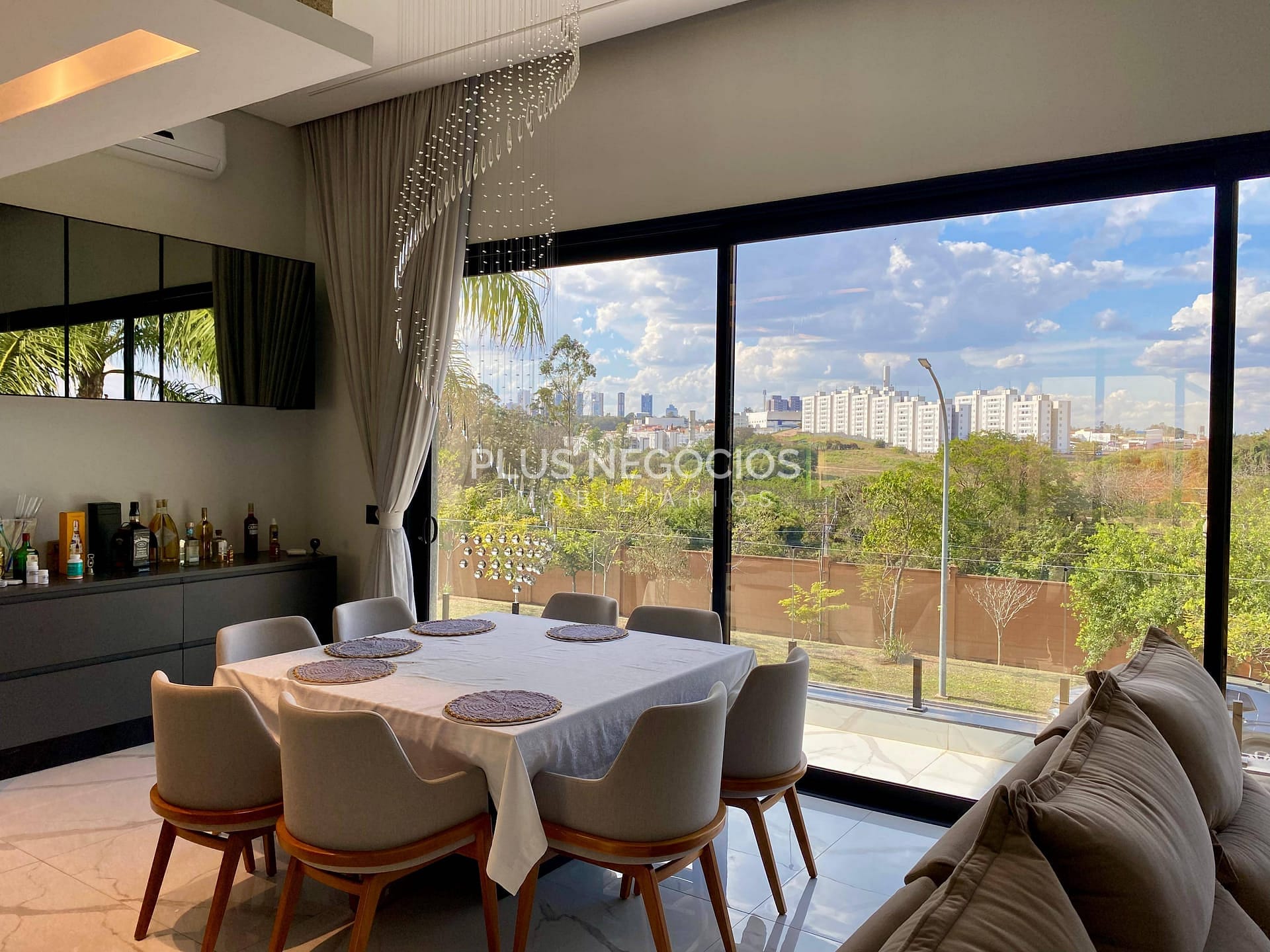 Casa à venda e aluguel com 3 quartos, 330m² - Foto 10