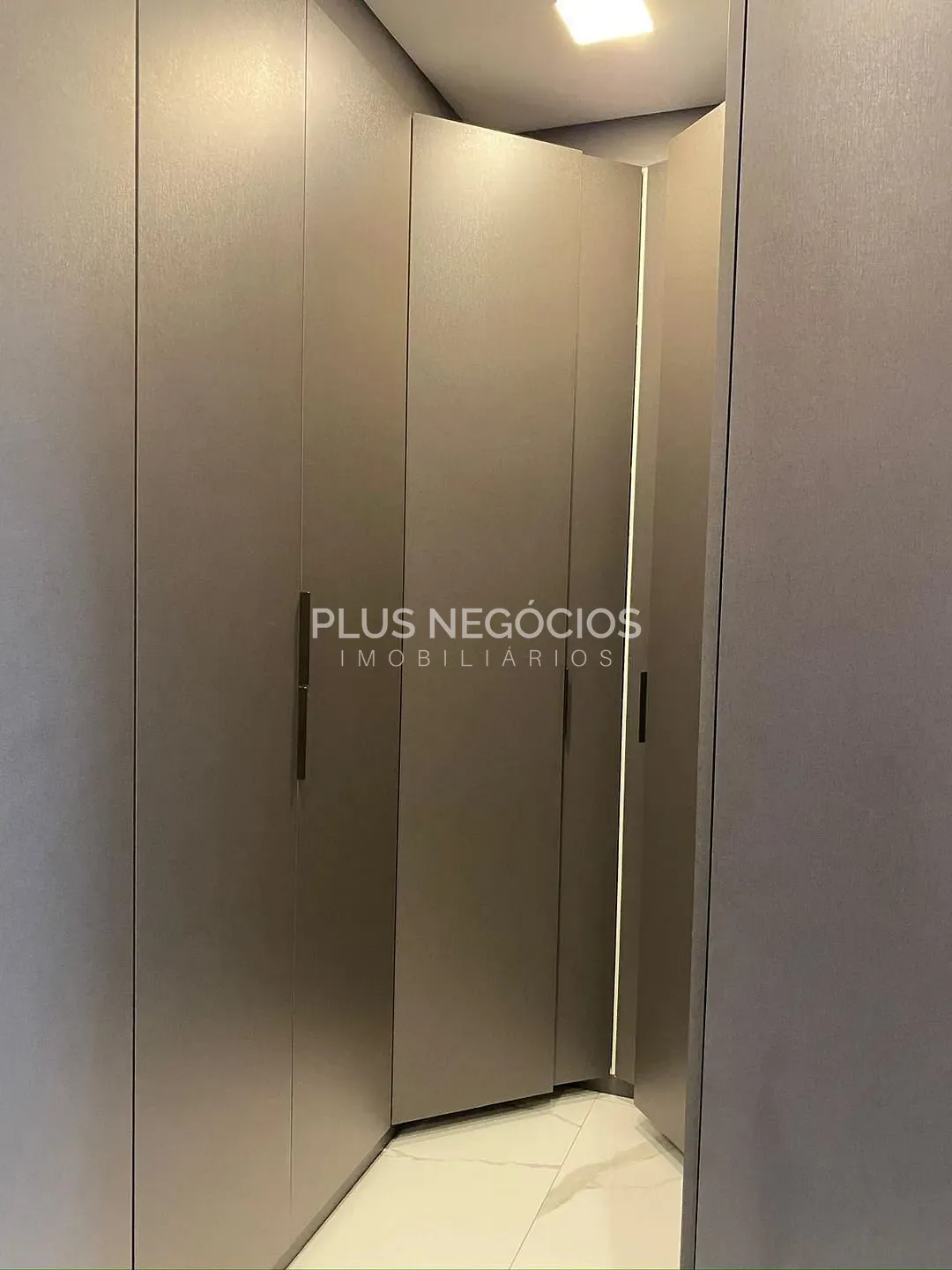 Casa, 3 quartos, 330 m² - Foto 26