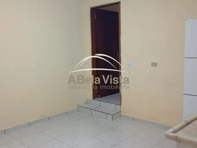 Casa 2 quartos e 1 banheiro, para alugar, no bairro JAGUARIBE em Osasco