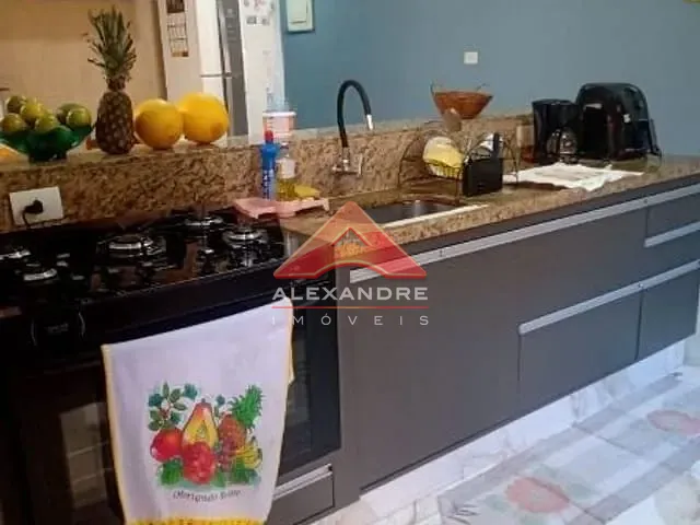 Casa 3 quartos e 1 banheiro, à venda, no bairro Jardim Santo Onofre em São José dos Campos