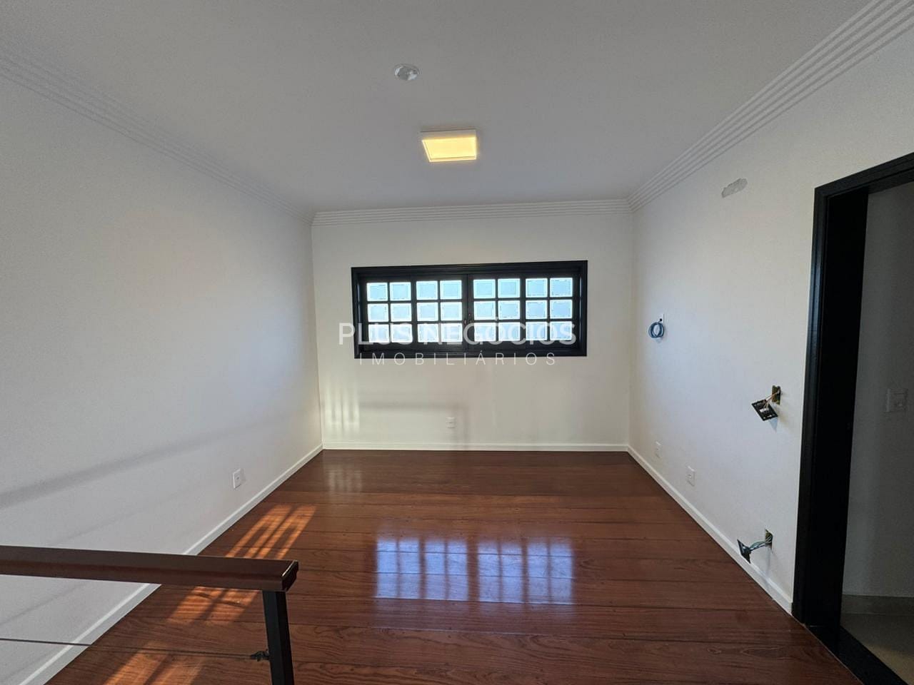 Casa para alugar com 7 quartos, 312m² - Foto 16
