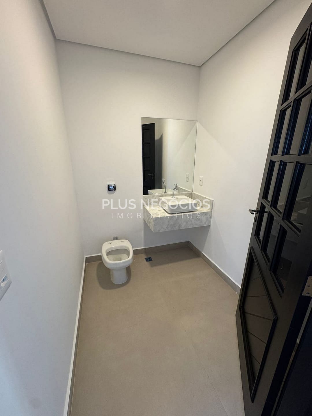 Casa para alugar com 7 quartos, 312m² - Foto 21