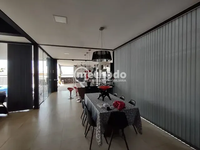Casa com 480m² 4 quartos e 6 banheiros, à venda, no bairro Swiss Park em Campinas
