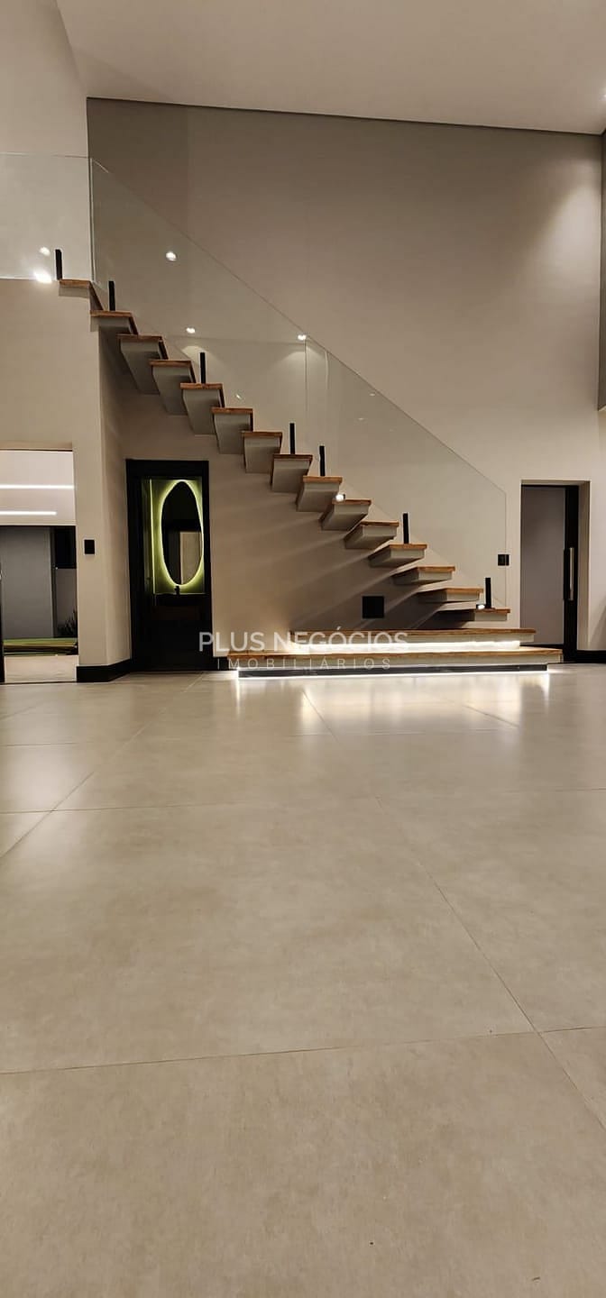 Casa à venda com 3 quartos, 313m² - Foto 4