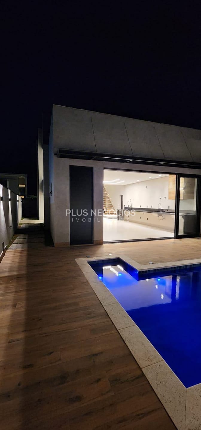 Casa à venda com 3 quartos, 313m² - Foto 9