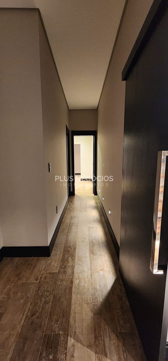 Casa à venda com 3 quartos, 313m² - Foto 12