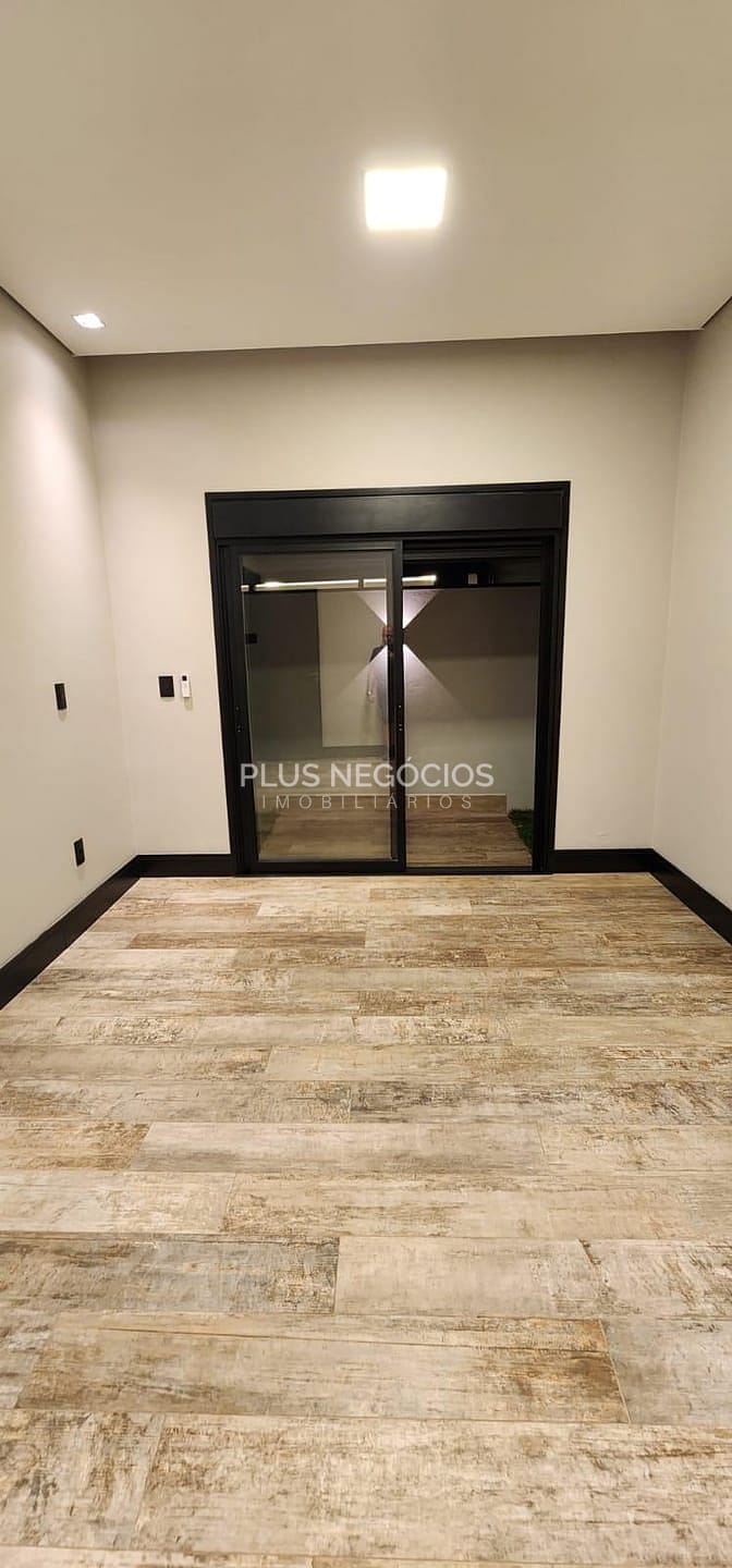 Casa à venda com 3 quartos, 313m² - Foto 14