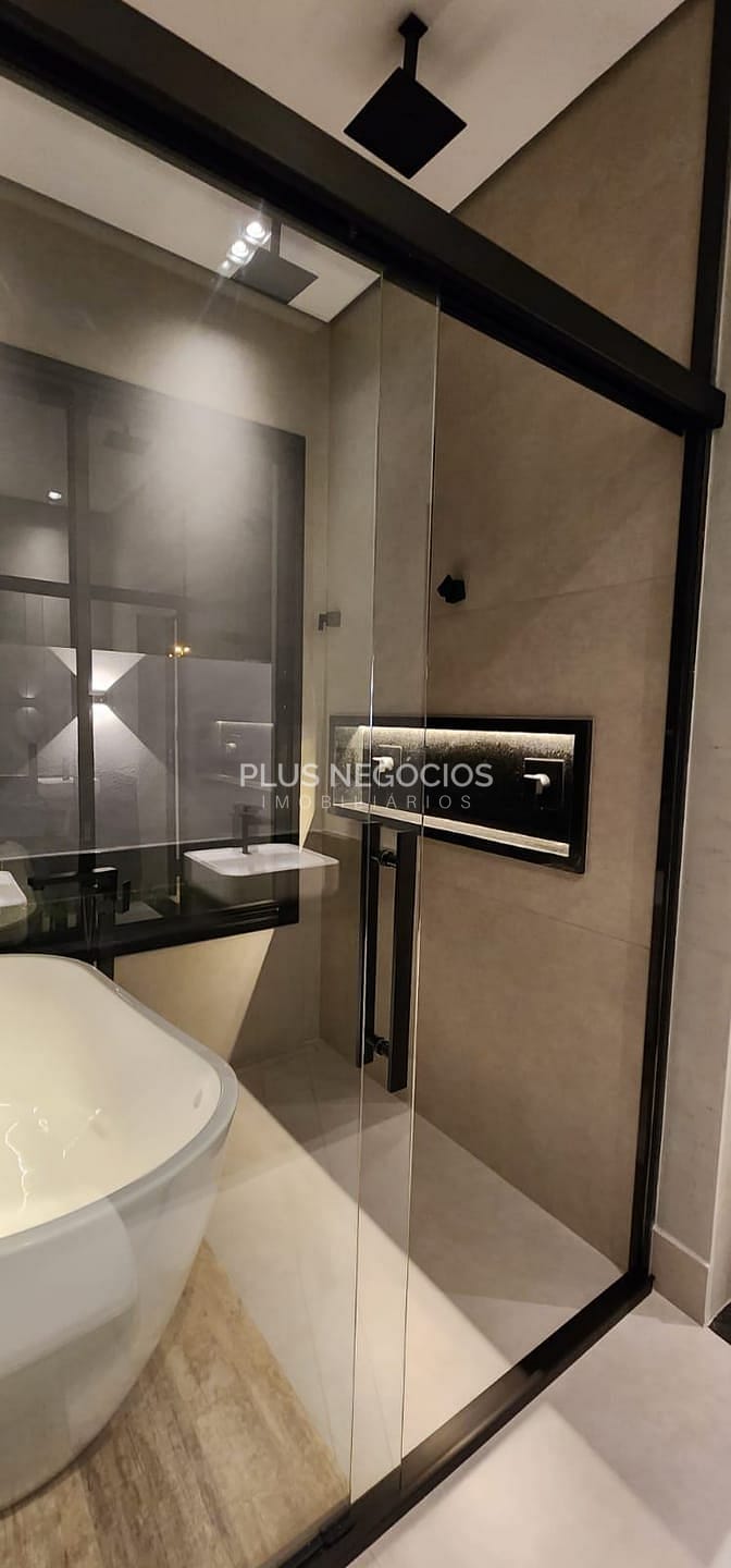 Casa à venda com 3 quartos, 313m² - Foto 15