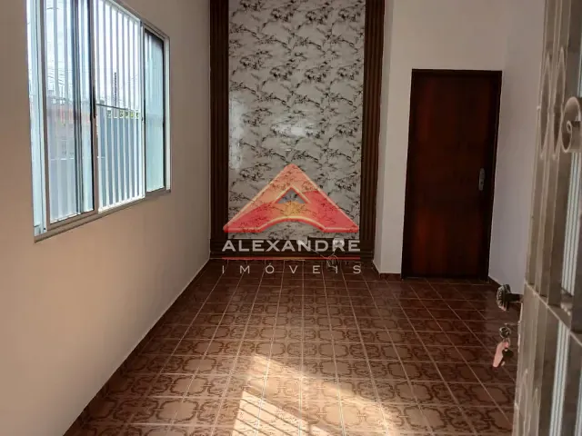 Casa 2 quartos e 1 banheiro, para alugar, no bairro Vila Tatetuba em São José dos Campos