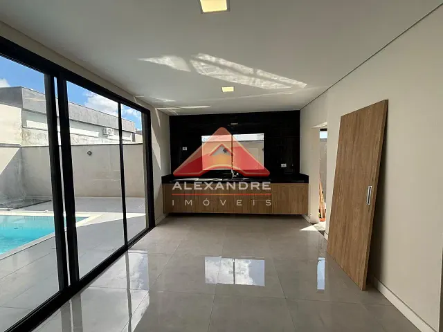 Casa com 300m² 3 quartos e 1 banheiro, à venda, no bairro Bairro do Grama em Caçapava