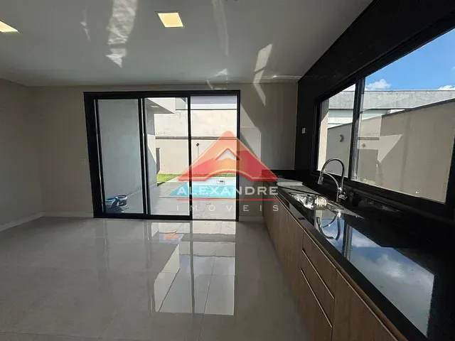 Casa com 300m² 3 quartos e 1 banheiro, à venda, no bairro Bairro do Grama em Caçapava