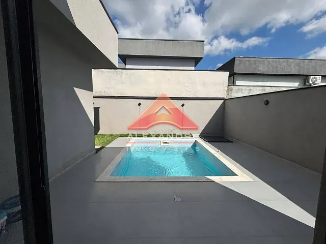 Casa com 300m² 3 quartos e 2 banheiros, à venda, no bairro Bairro do Grama em Caçapava