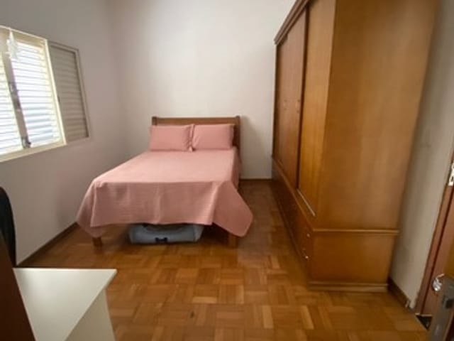 Casa com 305m² 3 quartos e 2 banheiros, à venda, no bairro Centro em Tremembé