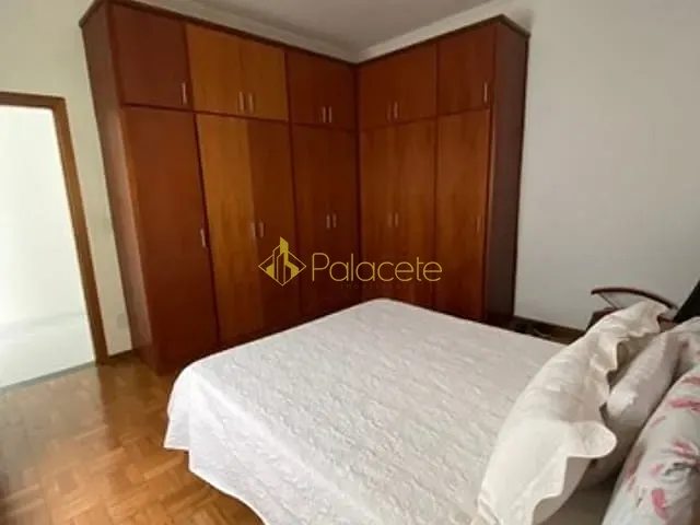 Casa com 305m² 3 quartos e 2 banheiros, à venda, no bairro Centro em Tremembé