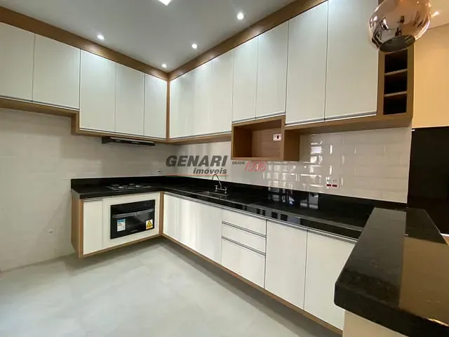 Casa com 236m² 3 quartos e 5 banheiros, à venda ou para alugar, no bairro Jardim Mantova em Indaiatuba