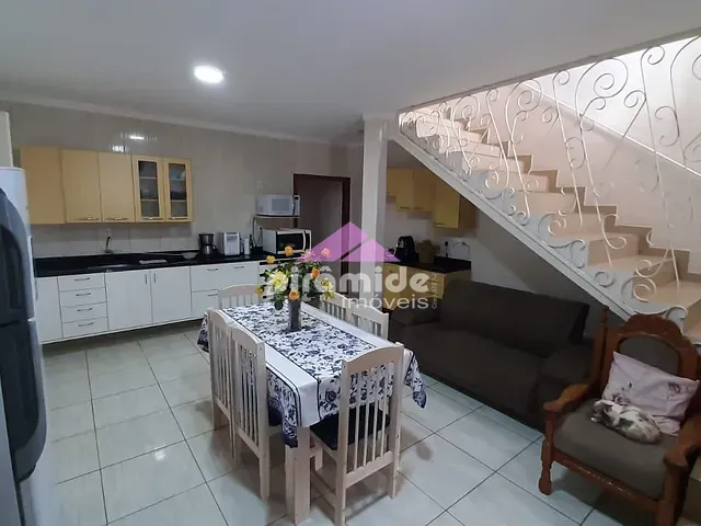 Casa com 150m² 3 quartos e 3 banheiros, à venda, no bairro Jardim Santa Júlia em São José dos Campos