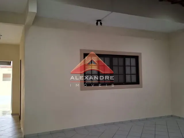 Casa com 130m² 3 quartos e 1 banheiro, para alugar, no bairro Loteamento Residencial Vista Linda em São José dos Campos