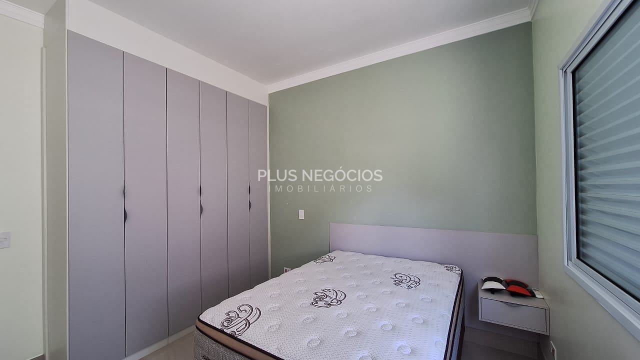 Casa à venda com 3 quartos, 296m² - Foto 16