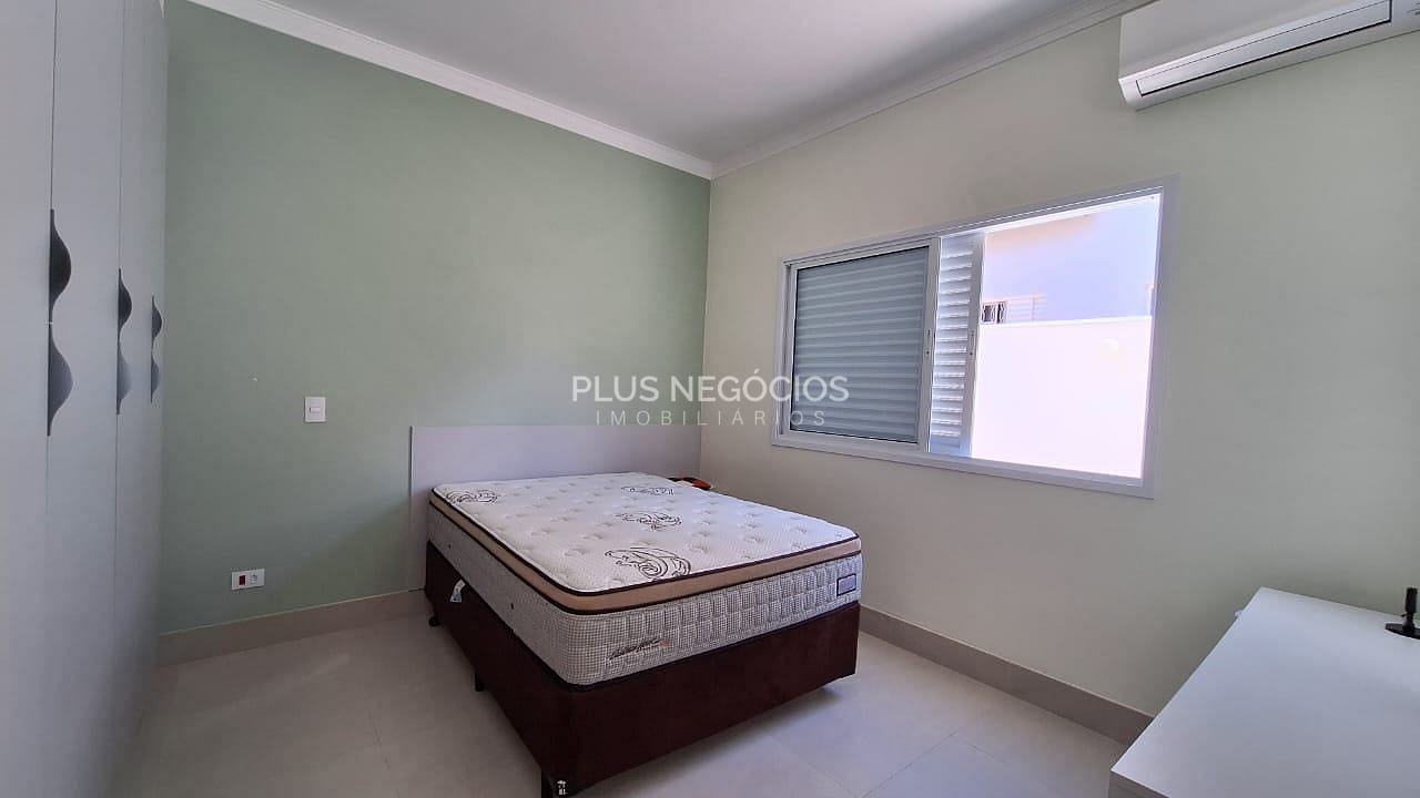 Casa à venda com 3 quartos, 296m² - Foto 17