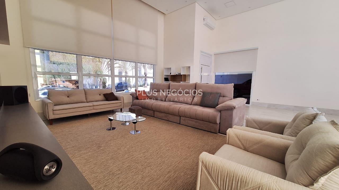 Casa à venda com 3 quartos, 296m² - Foto 5