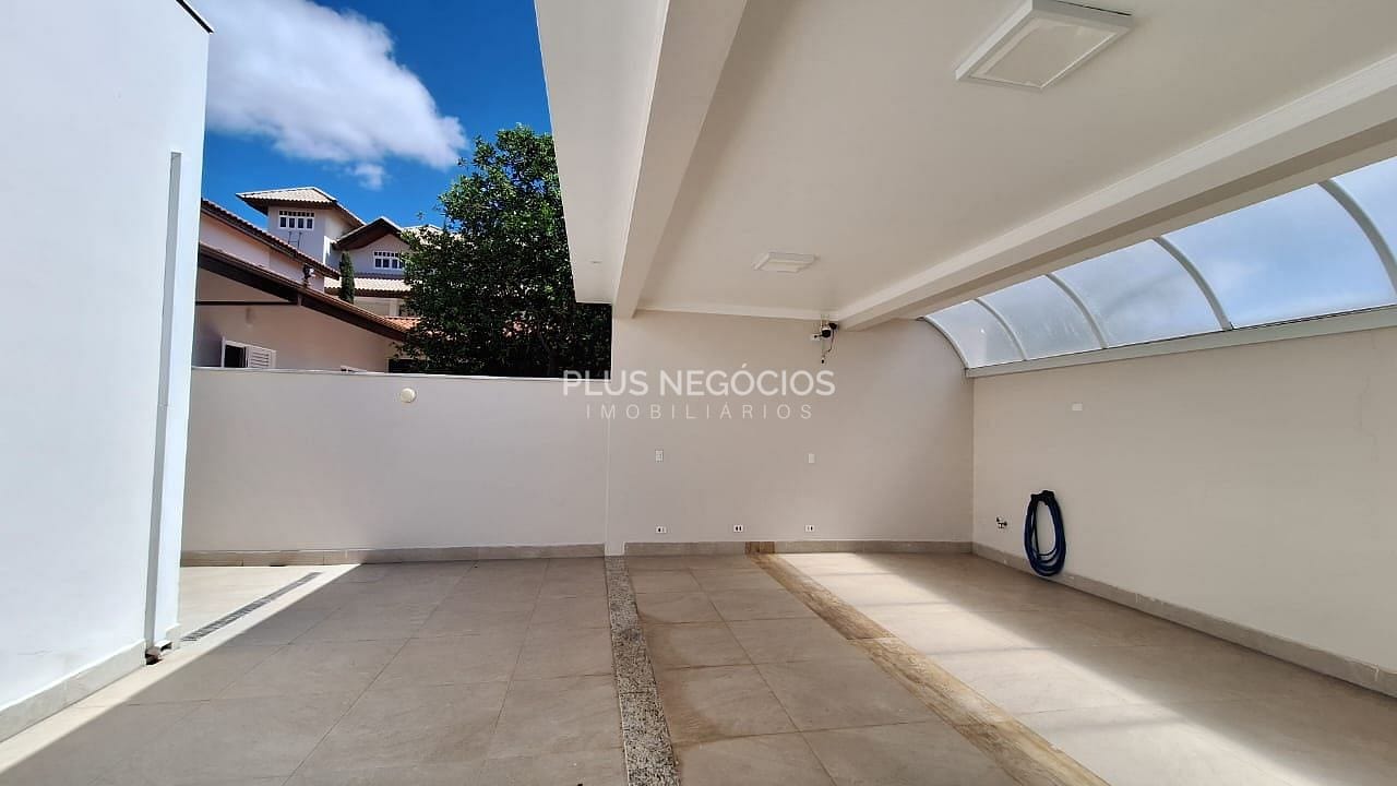 Casa à venda com 3 quartos, 296m² - Foto 27