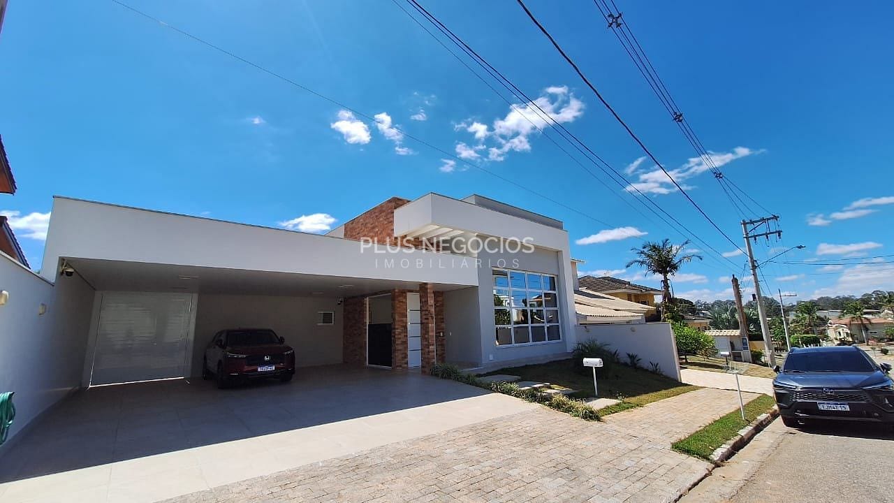 Casa à venda com 3 quartos, 296m² - Foto 2