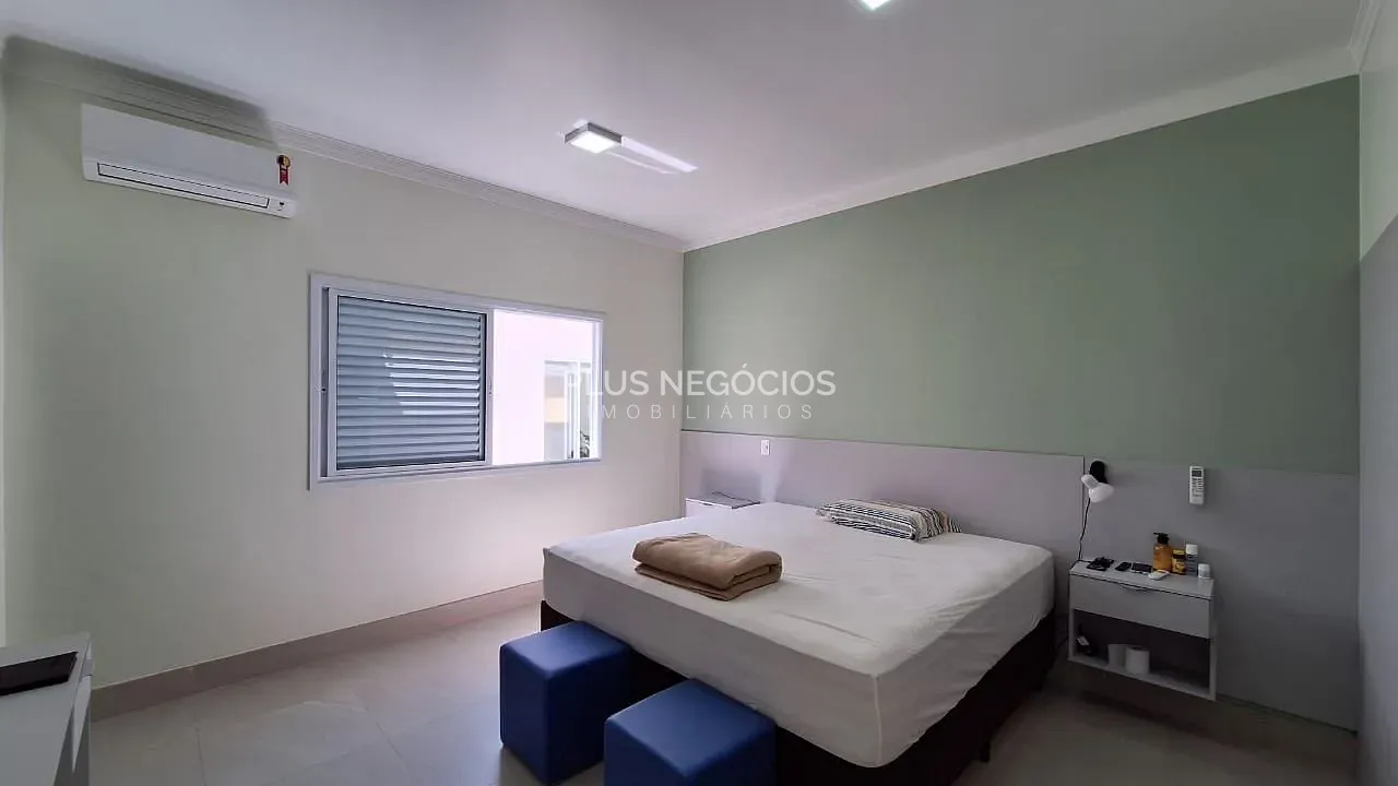 Casa, 3 quartos, 296 m² - Foto 23
