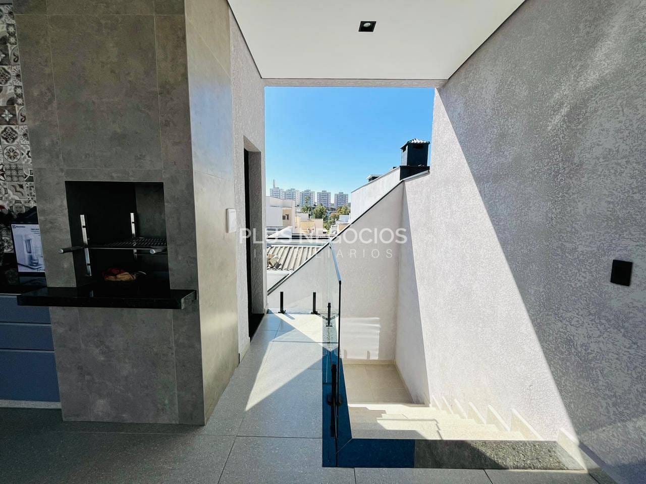 Casa à venda com 3 quartos, 268m² - Foto 12