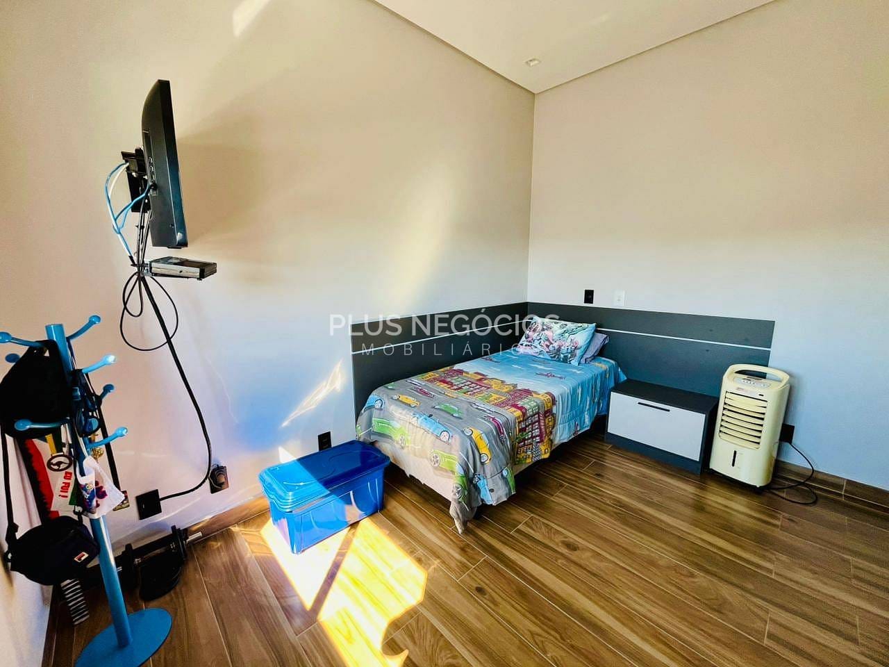 Casa à venda com 3 quartos, 268m² - Foto 15