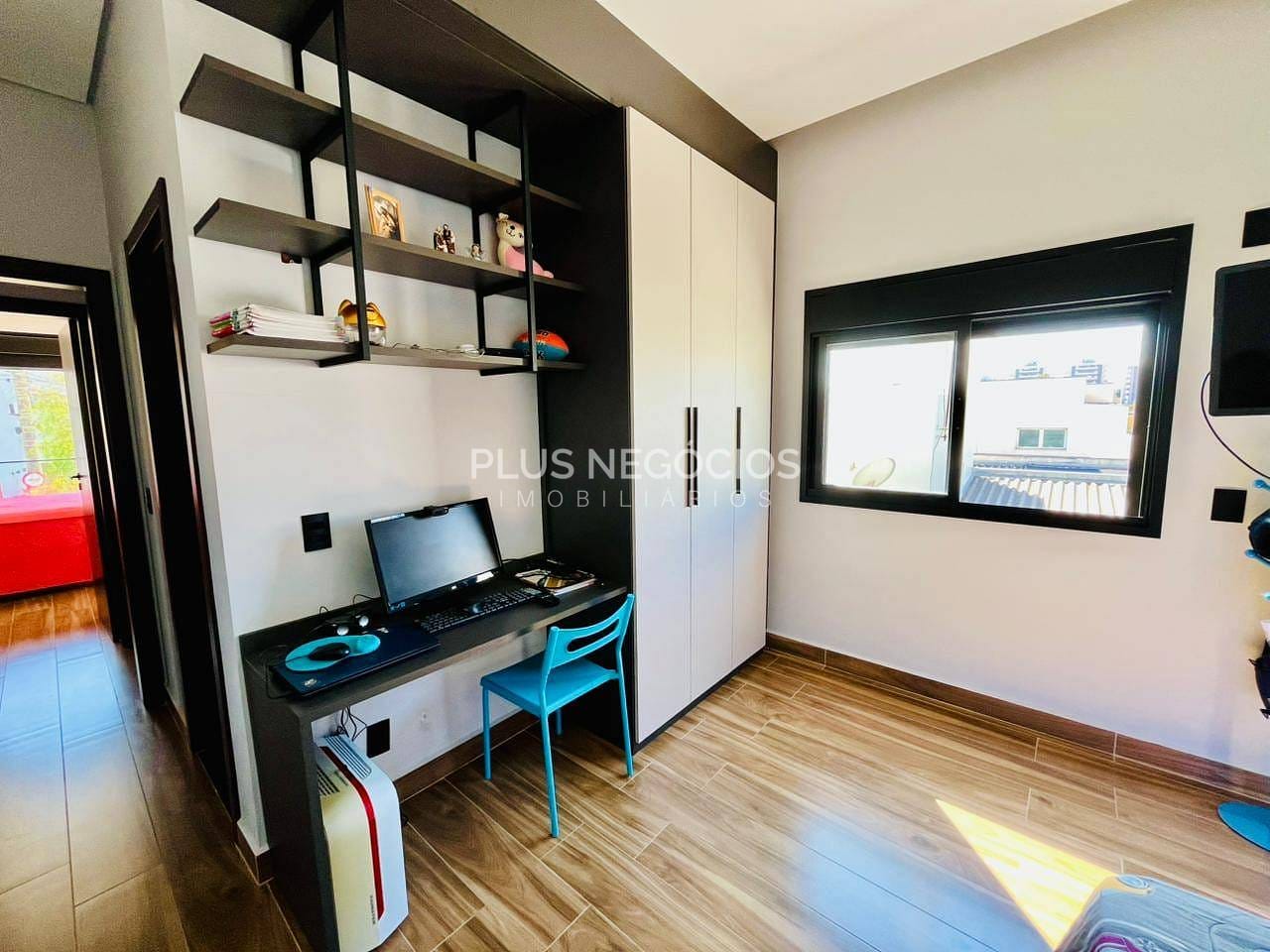 Casa à venda com 3 quartos, 268m² - Foto 16